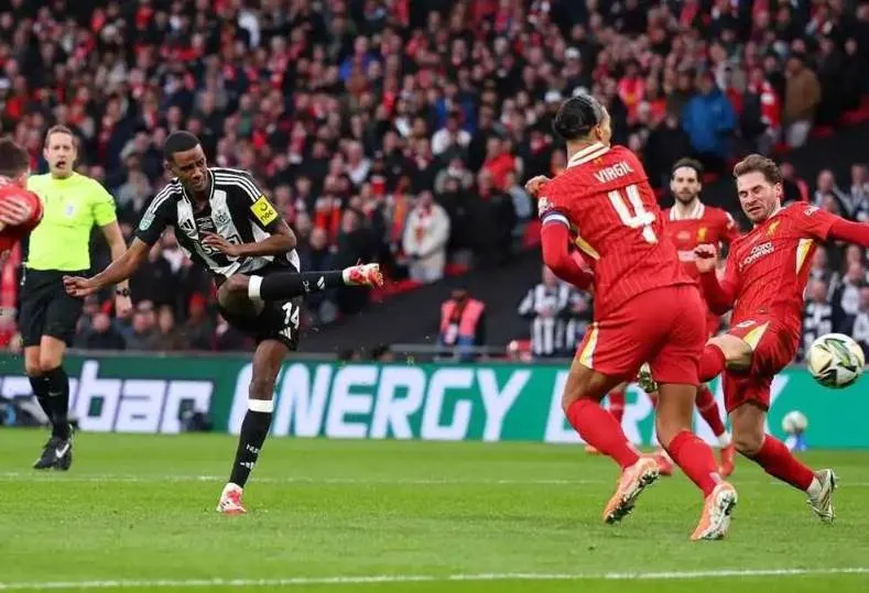 ليفربول ونيوكاسل يونايتد
