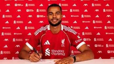 رسميًا.. ليفربول يعلن تمديد عقد جاكبو