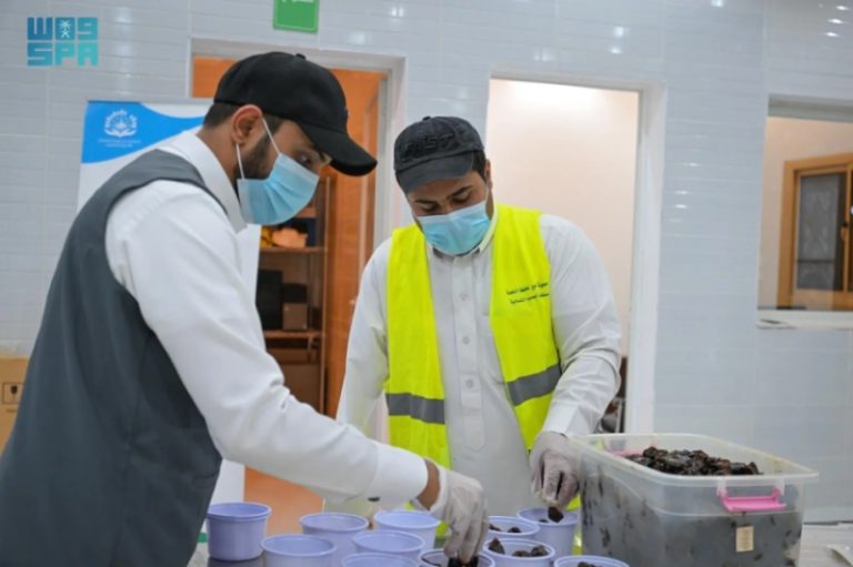 مبادرة “خير” تحقق 19 ألف وجبة لـ350 أسرة في الحدود الشمالية