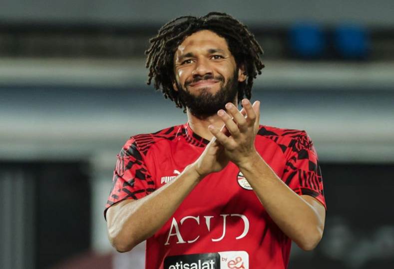محمد النني يشيد بصلاح ويثني على مستقبل إبراهيم عادل المضيء