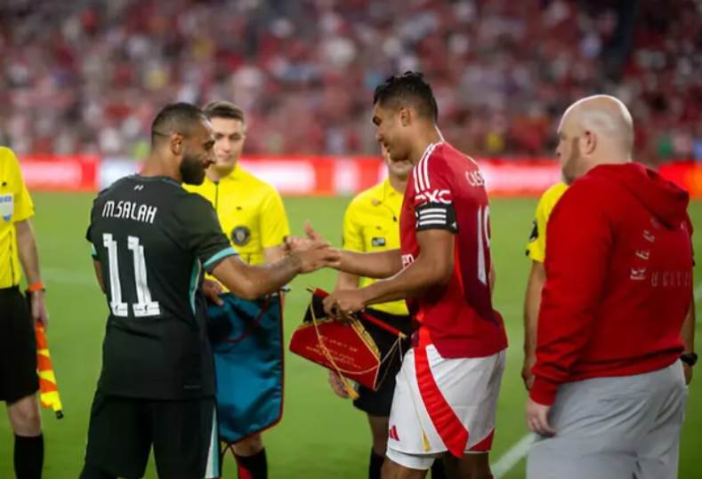محمد صلاح يتألق ويستحق الفوز بجائزة الكرة الذهبية وفقاً لكاسميرو