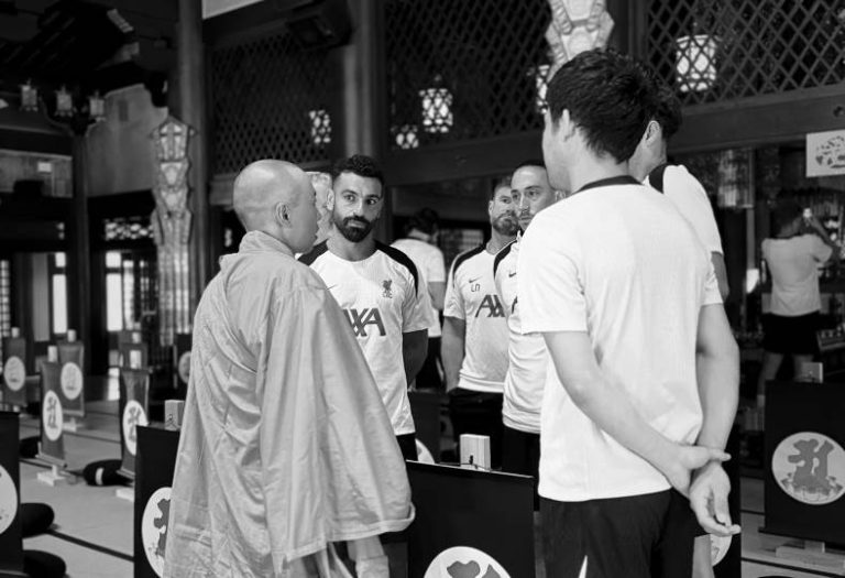 محمد صلاح يتحدث عن زيارته لمعبد إيكوين وتأثيرها الإلهامي عليه