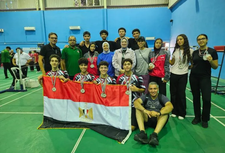 الريشة الطائرة
