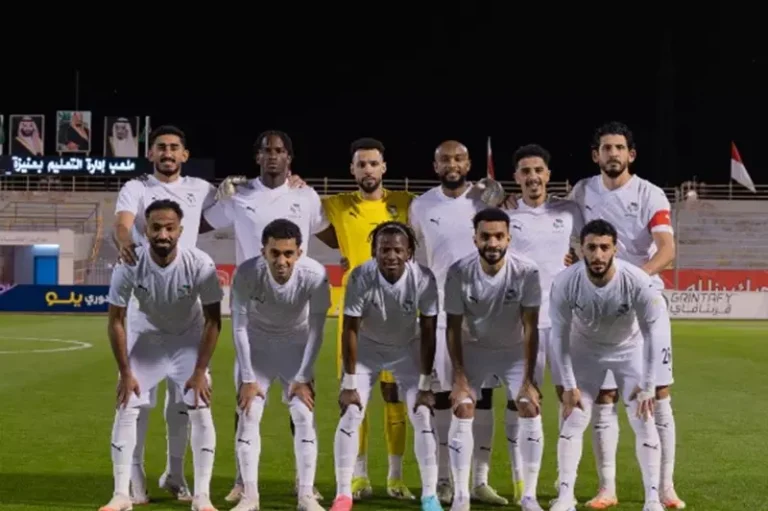 نيوم يسعى إلى ضم لاعب نابولي لتعزيز صفوفه في الموسم المقبل