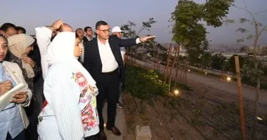 وزير الإسكان يفاجئ مشروع حدائق "تلال الفسطاط" بجولة تفقدية تشمل صوراً مميزة