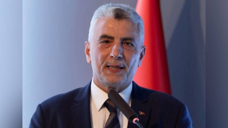 وزير التجارة التركي: تحسن ملحوظ في العجز التجاري إلى 6.4 مليارات دولار
