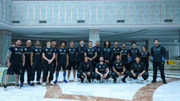 فريق كرة اليد بنادي الزمالك إلى مقر إقامته في العاصمة الإدارية الجديدة