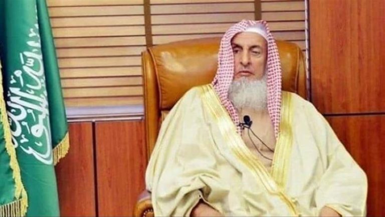 باحث في شؤون الأمن الفكري: رحيل المفتي العام الشيخ عبدالعزيز آل الشيخ خسارة كبيرة للأمة