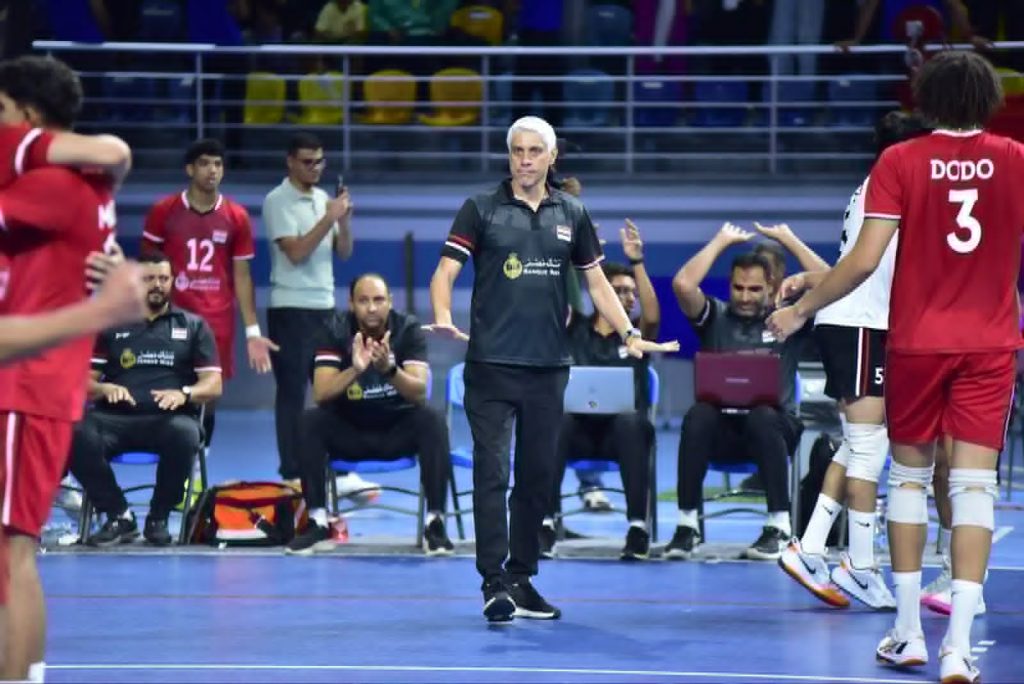 مدرب منتخب شباب الطائرة يشيد بتتويج الفراعنة بالبطولة الأفريقية في القاهرة