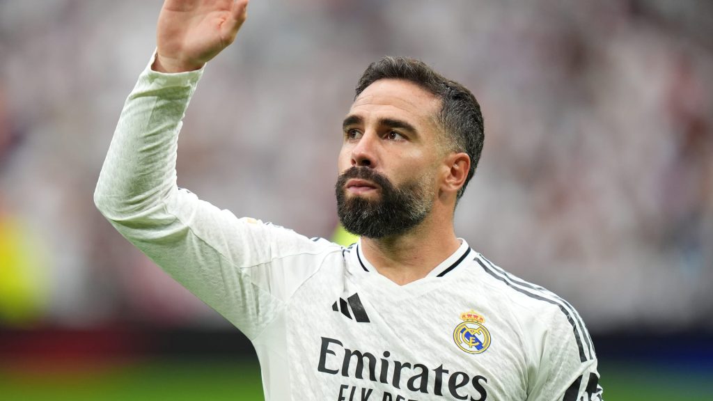كارفاخال مهدد بالإيقاف لأكثر من مباراة بدوري أبطال أوروبا