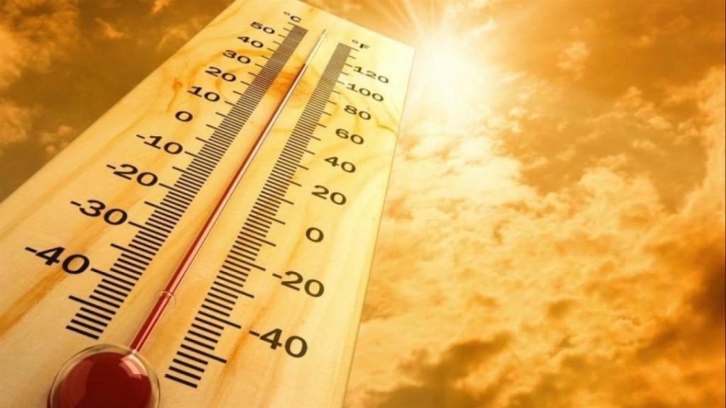الأرصاد: طقس حار رطب غداً مع شبورة مائية واضطراب بحركة الملاحة