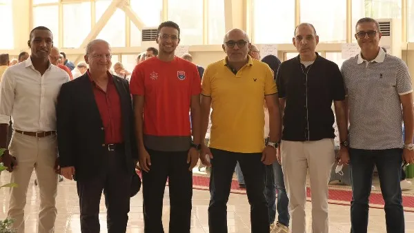 انطلاق الجمعية العمومية الخاصة لنادي الزهور للتصويت على تعديل اللائحة