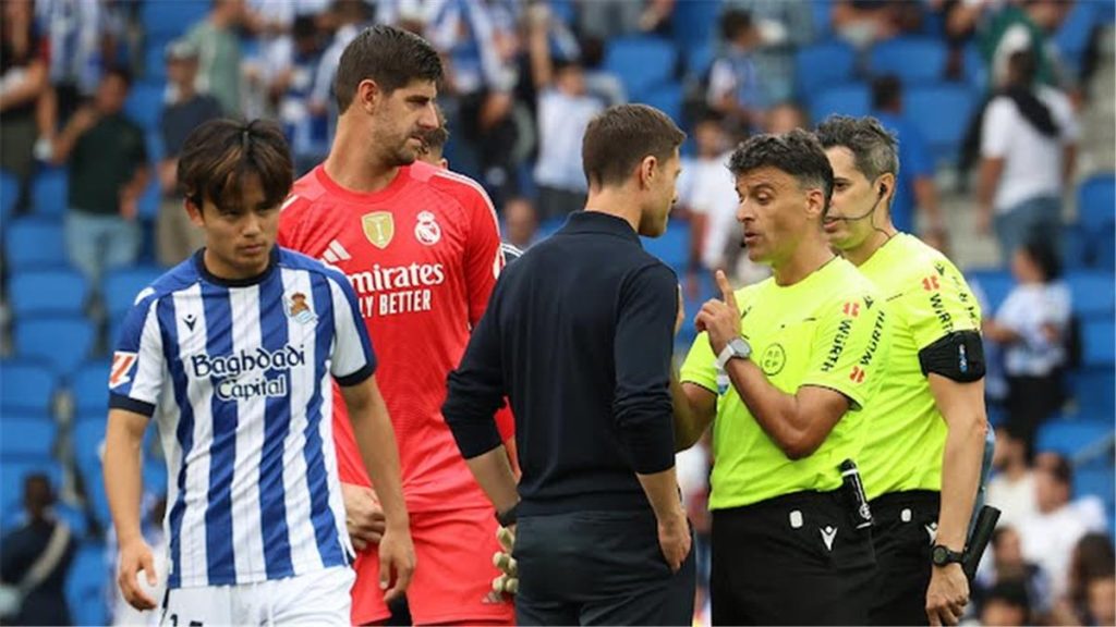 برنامج Tu Dirás ينتقد تحكيم مباراة ريال مدريد وأولمبيك مارسيليا
