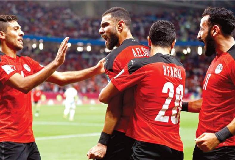 لحظات انضمام لاعبي منتخب مصر لمعسكر الفراعنة تلامس القلوب (فيديو)