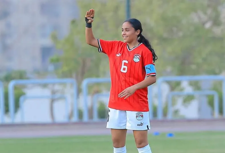 فاطمة محمد لاعبة مسار