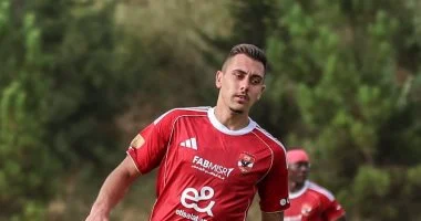 الأهلي يشكو الحكم السنغالى عيسى سى للكاف بسبب طرد جراديشار