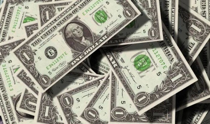بكام النهاردة؟.. سعر الدولار في مصر اليوم الأحد 26-10-2025